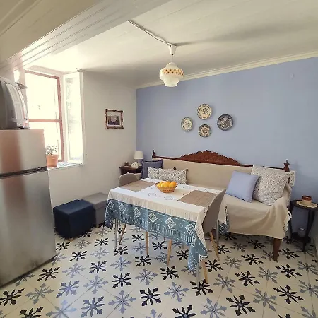 Lovely 2-bedroom With Panoramic View Apartment *