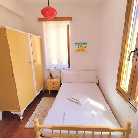 Lovely 2-bedroom With Panoramic View 아파트 스코펠로스 타운