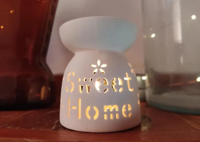 Lovely 2-bedroom With Panoramic View 아파트